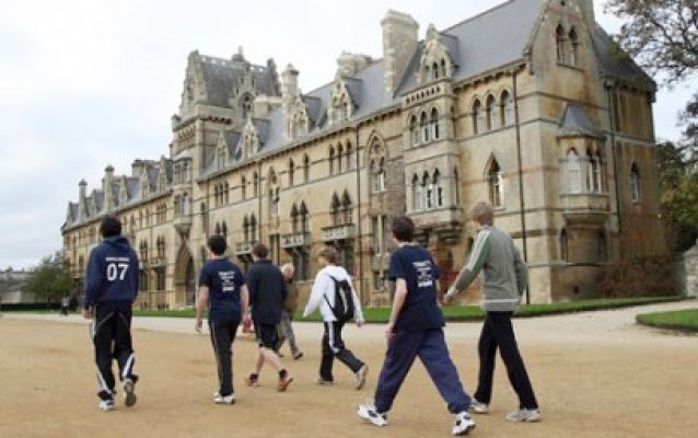 Limba română se predă la Universitatea Oxford